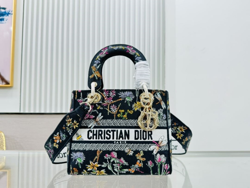 Dior Shopping Bags